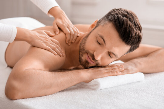 best--male-tomale-massage--services